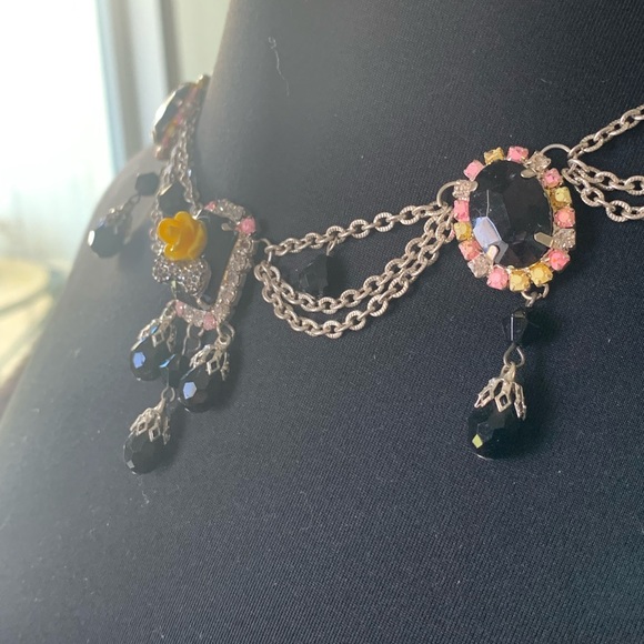 Necklace and earring set black and yellow - Picture 13 of 16